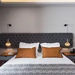 Minaret And Apartamento