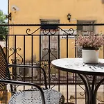 Apartamento Minaret And