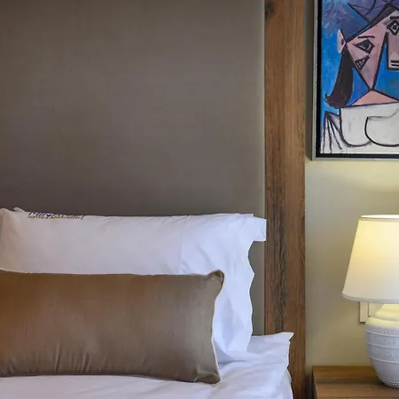 Minaret And Χανιά