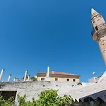 公寓 Minaret And 干尼亞